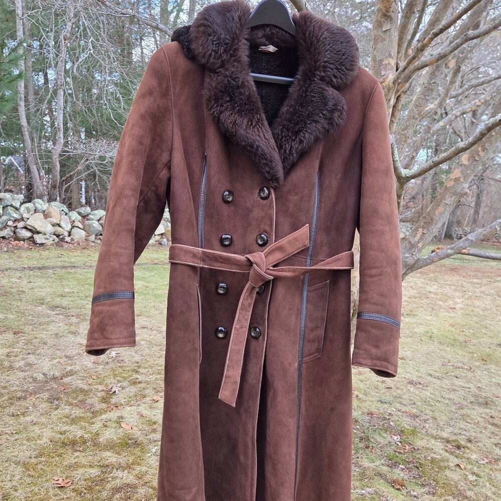 Vintage Brown Double Breasted Belted Shearling Coat with Detachable Hood